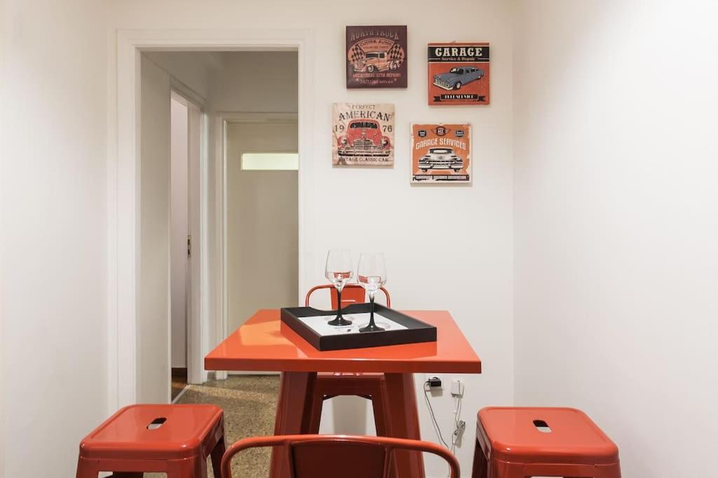 Downtown Athens-Plaka Skoufou Apt/Vaccinatedhost מראה חיצוני תמונה